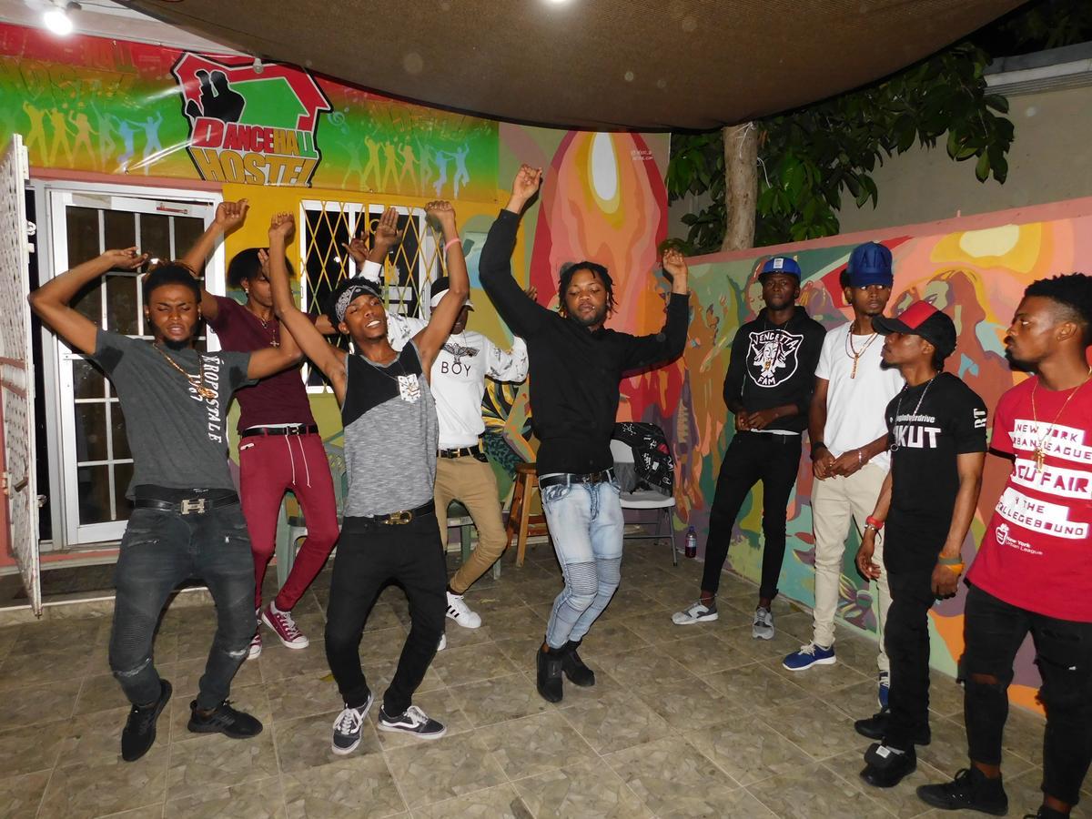 Dancehall Hostel Kingston Eksteriør bilde